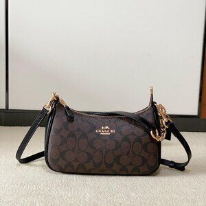 NWT Coach Outlet Teri Hobo Bag In Signature Canvas